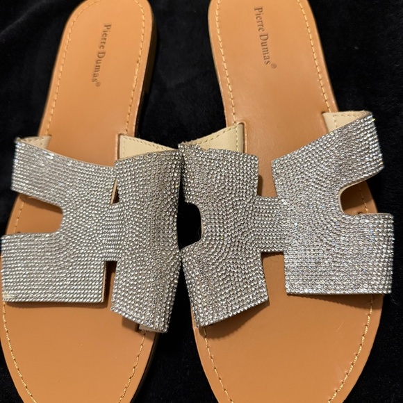Pierre Dumas Sparkly Silver and Tan Sandals - Picture 11 of 13